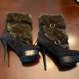 Guess furry boots BRAND NEW!!